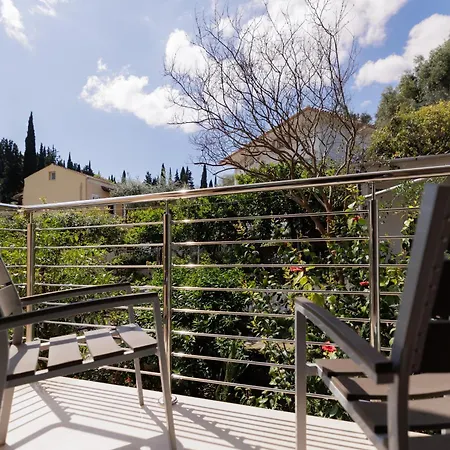 Galatia And Apart Otel