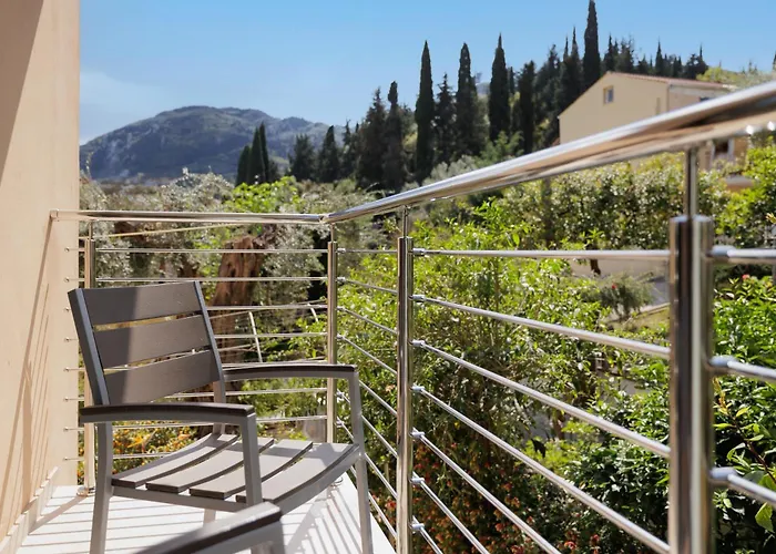 Aparthotel Galatia And Benitses (Corfu)